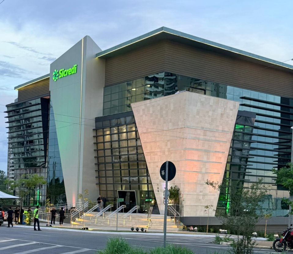 Central Sicredi Centro Norte — Construtora Baggio